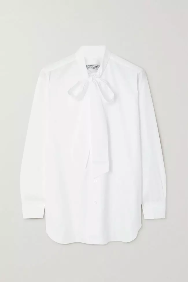 Cămașă din poplin, Charvet, 2.400 lei, www.matchesfashion.com