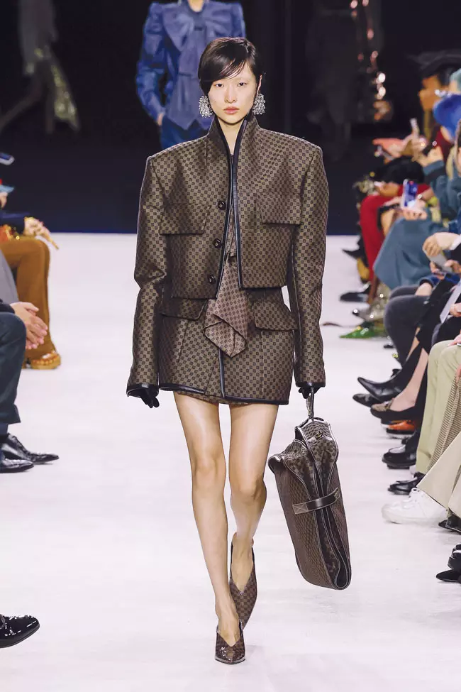 Put your head on my shoulder (Balmain)