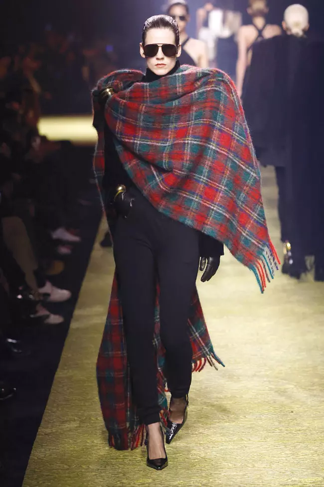 The square (Saint Laurent)