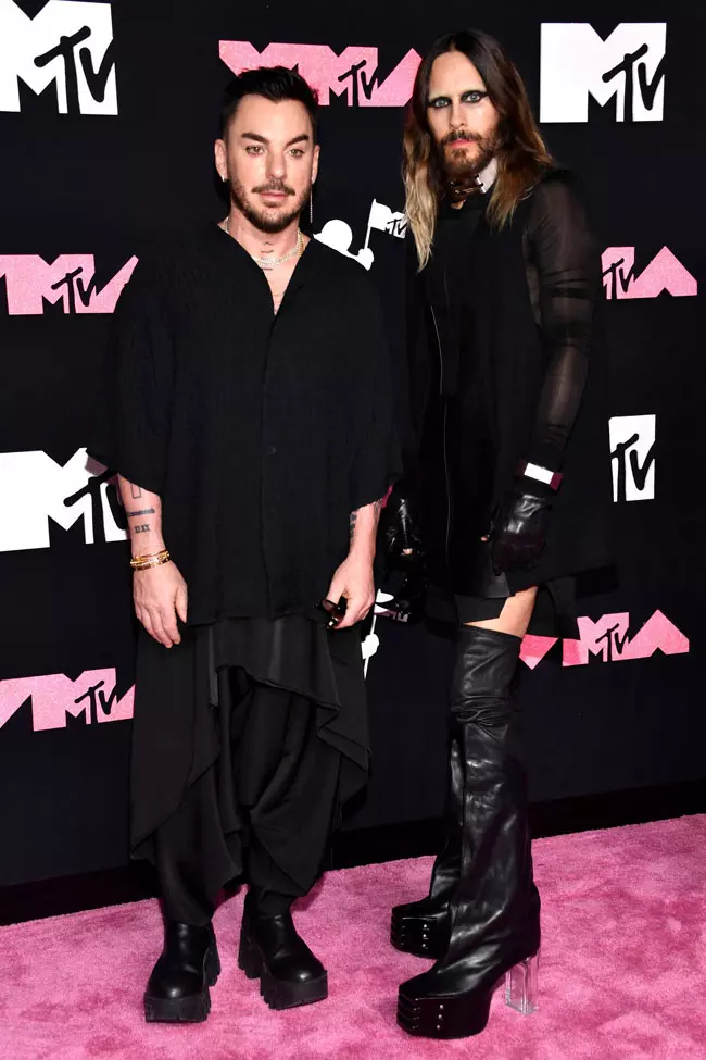 Shannon Leto si Jared Leto, tinute Rick Owens