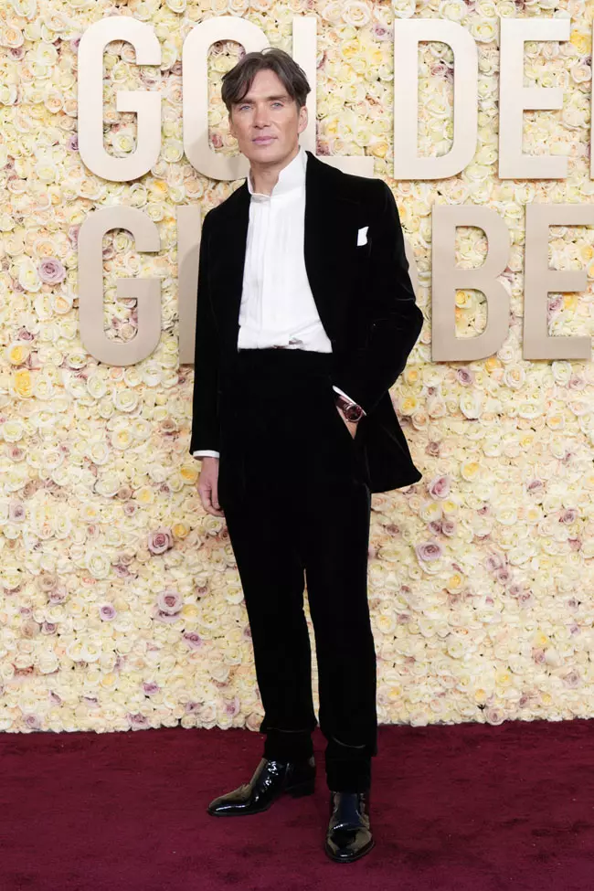 Cillian Murphy purtand Saint Laurent