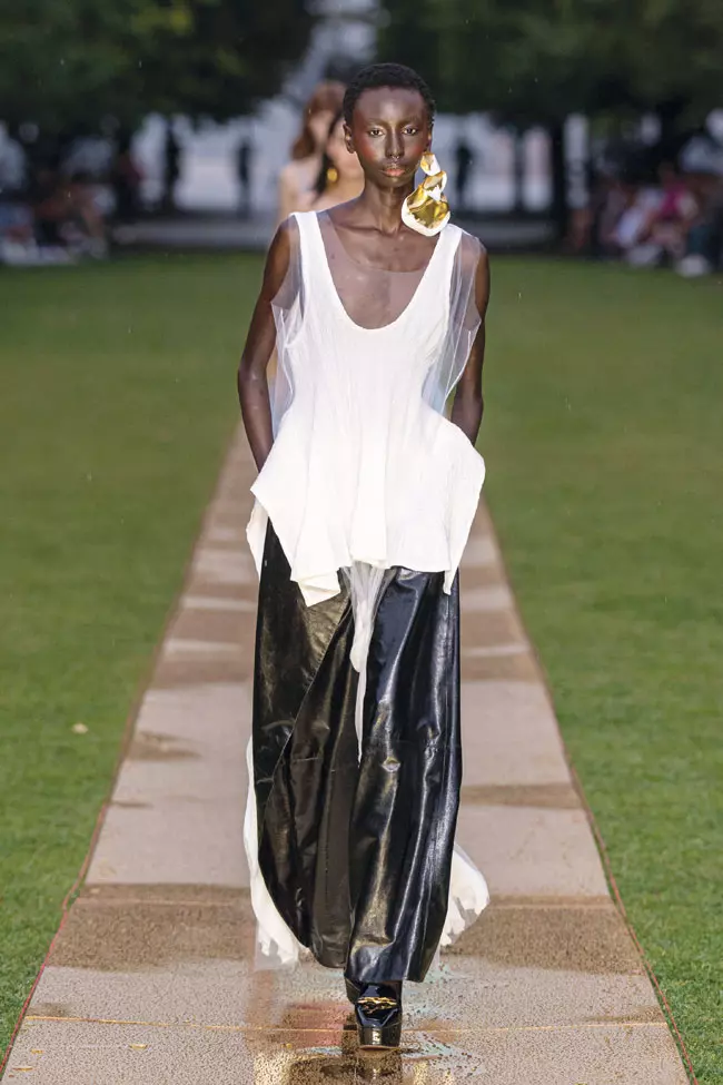 Peplum (Prabal Gurung)