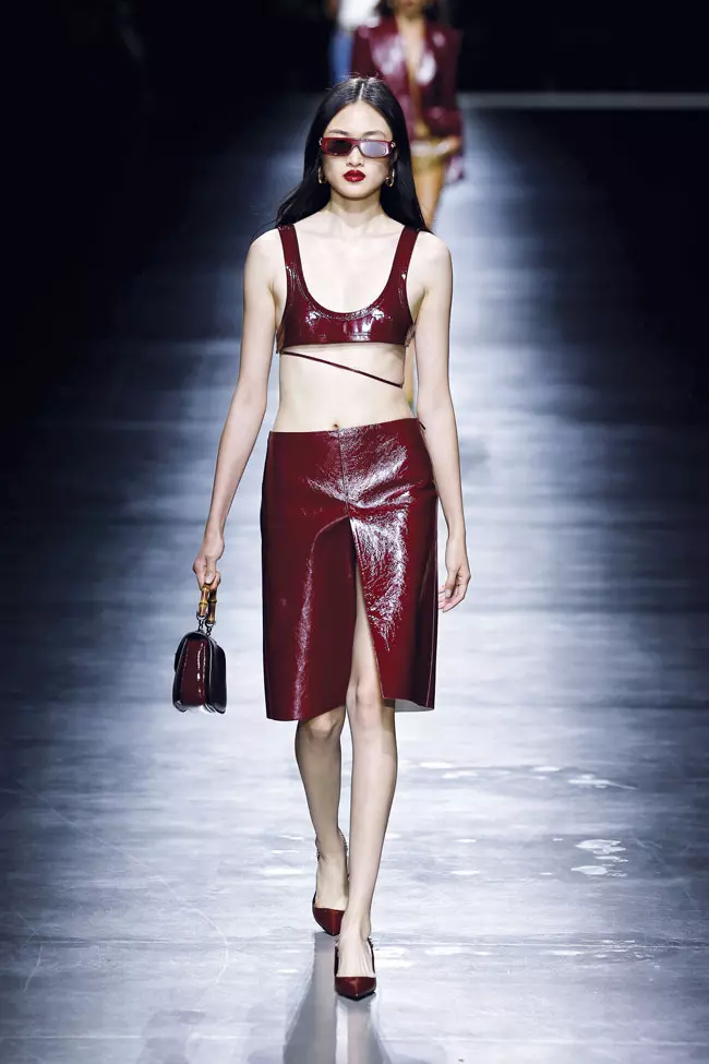 Roșul vișiniu (Gucci)