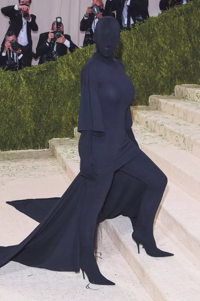 Kim Kardashian la Met Gala