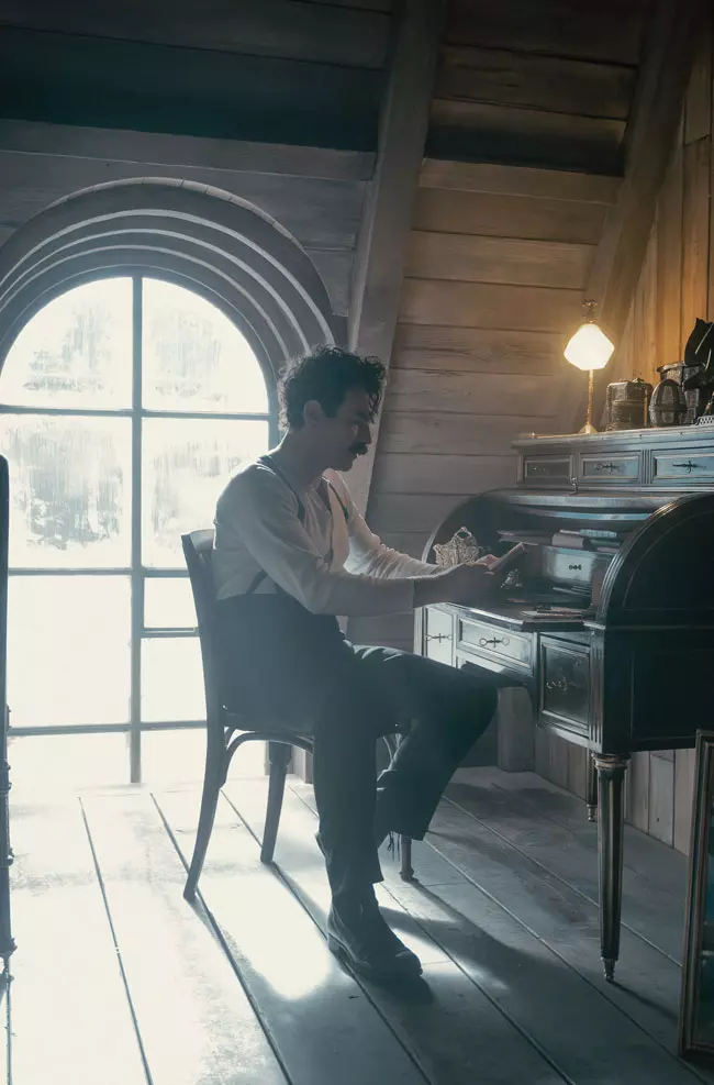 A Gentleman in Moscow (Un gentleman la Moscova) – sezonul 1