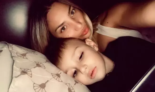 ana-dobrovie-survivor-1