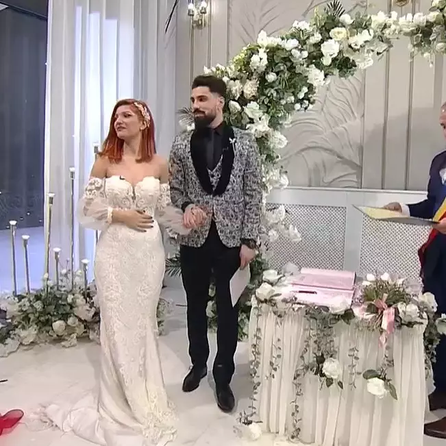 Finala-„Mireasa-sezonul-4.-Cine-sunt-castigatorii-premiului-de-40.000-de-euro.-Cand-incepe-sezonul-5-5