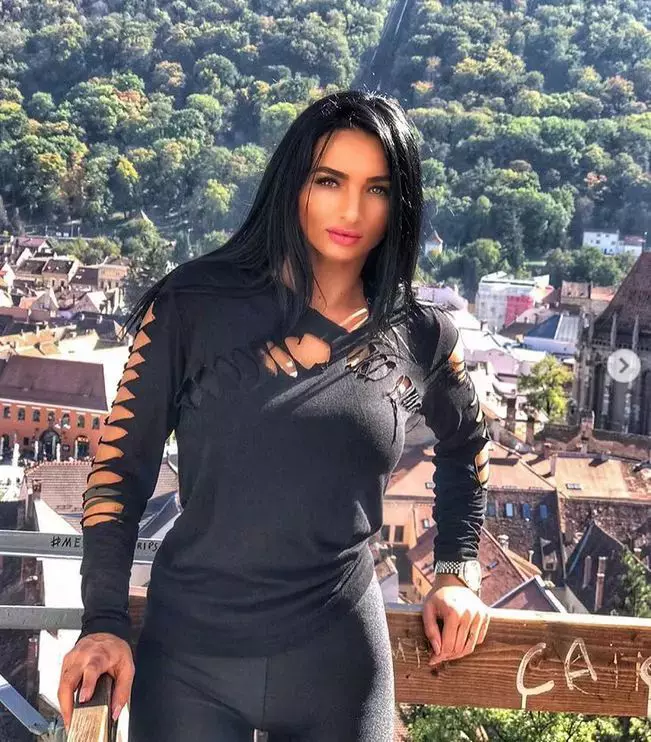 Vera-Miron-Survivor-2-3