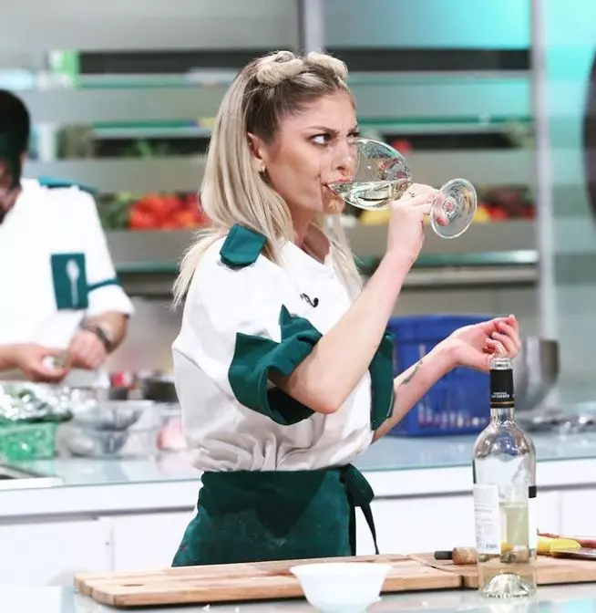 elena-matei-survivor-1