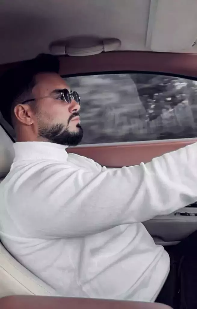 Jador-sufera-de-o-afectiune-rara-1