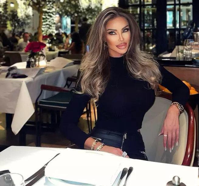 2-Bianca-Dragusanu-2