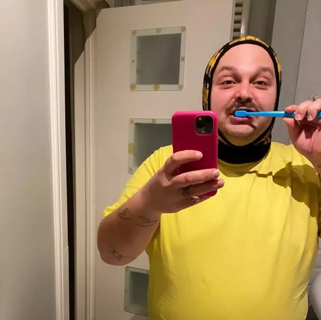 cine este Zarug de la Asia Express