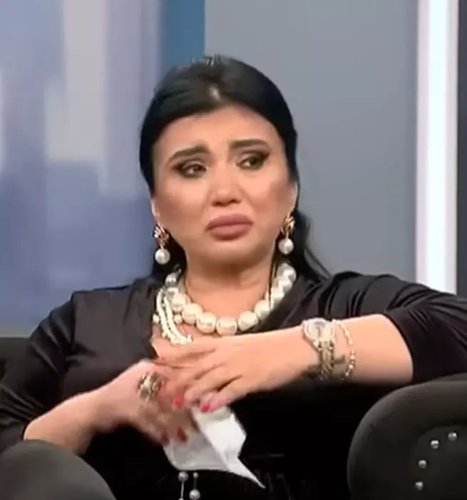 adriana bahmuteanu in lacrimi