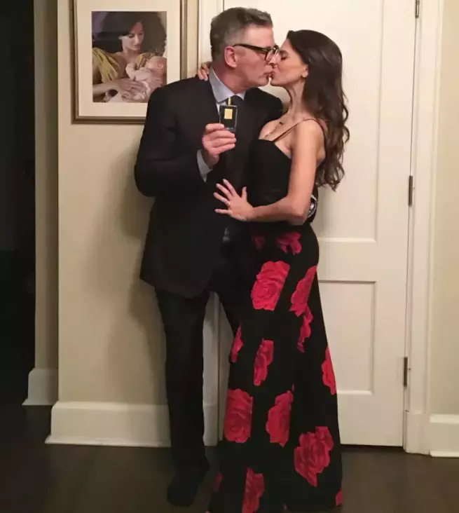 sotia-lui-alec-baldwin-insarcinata-al-saptelea-copil-3