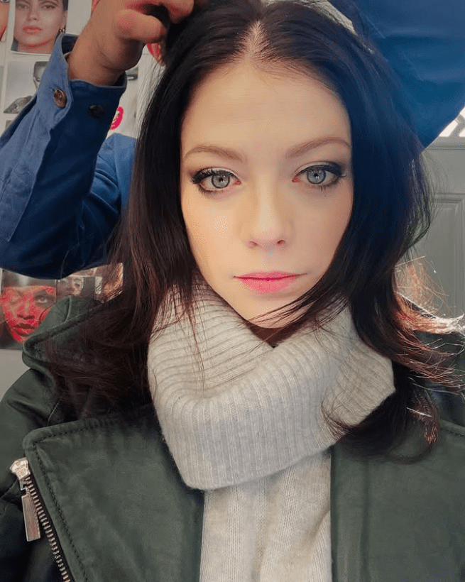 Screenshot 2025-02-27 at 00-11-08 Michelle Trachtenberg (@michelletrachtenberg) • Fotografii şi clipuri video pe Instagram