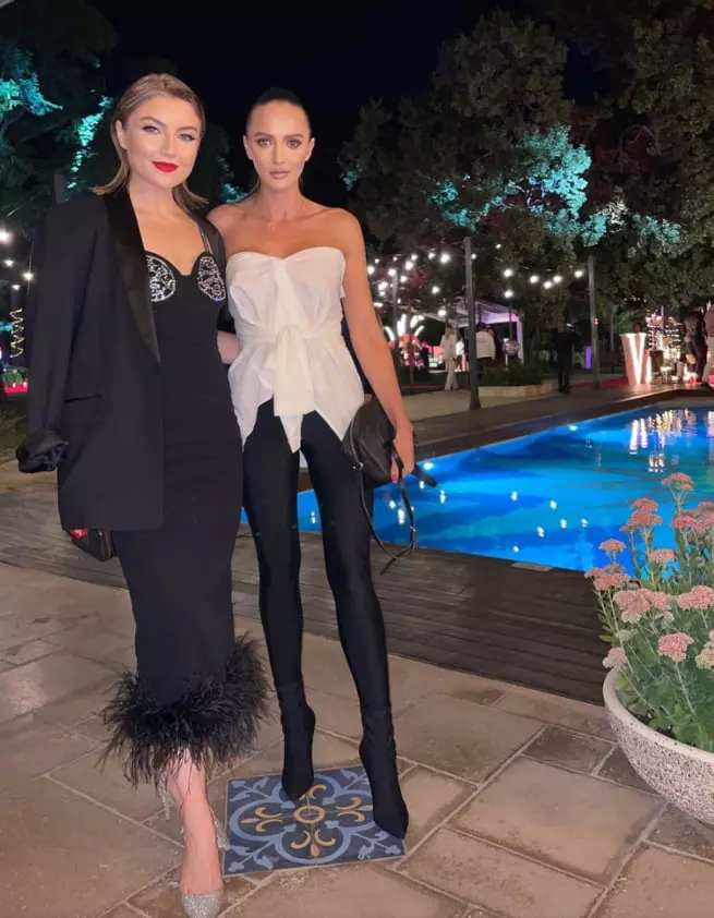 Alexandra-Ungureanu-Asia-Express-petrecerea-VIVA-3-1