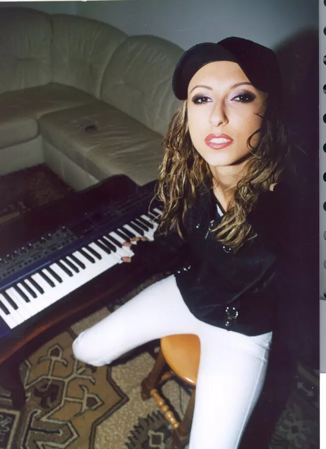 Andreea Balan 2004-1