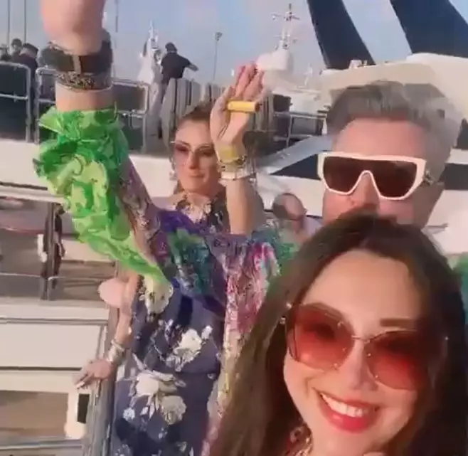 Anamaria-Prodan-si-Bote-3