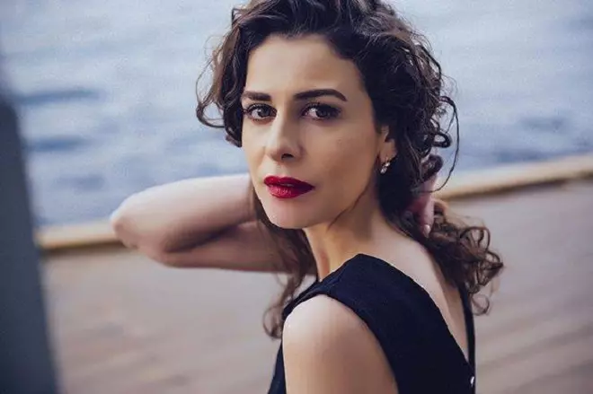 Ebru Özkan
