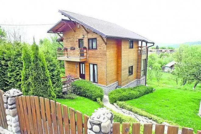 vila-telega-andreea-marin