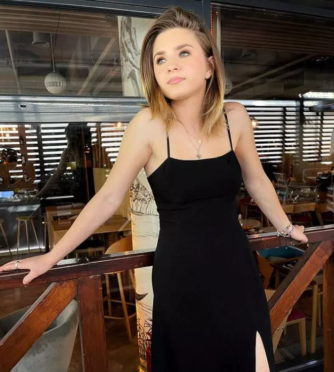 Cristina-Ciobanasu-2