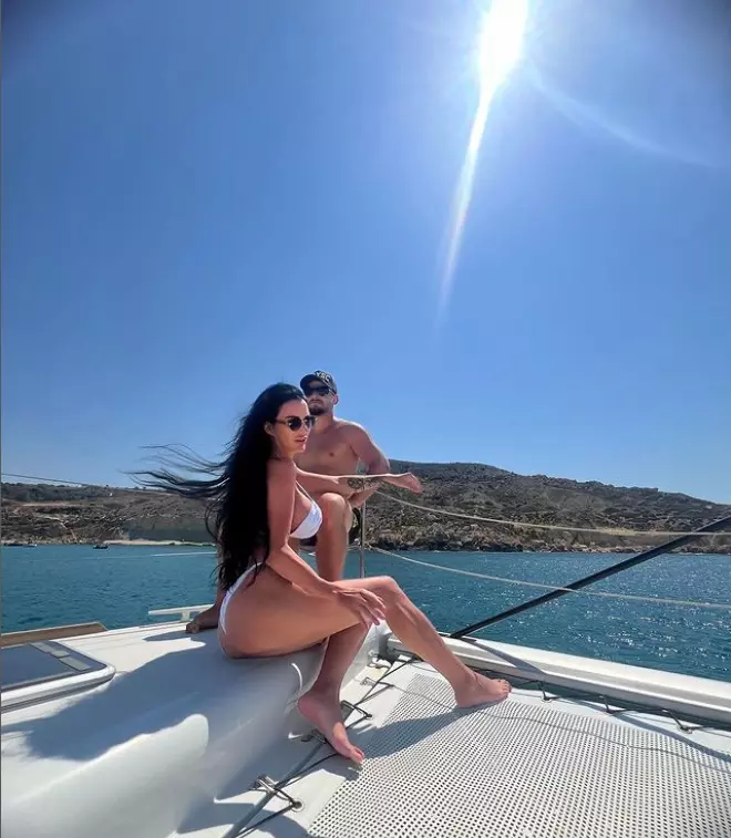 daniela crudu si tatal copiilor vacanta malta