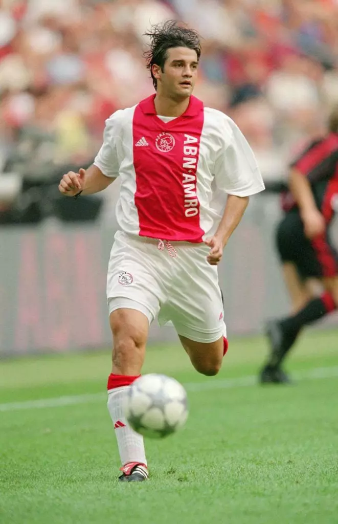 cristi-chivu-ajax-amsterdam-26-iulie-2001-661x1024-1.jpg