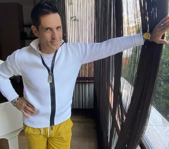 stefan-banica-ochii-vineti-4