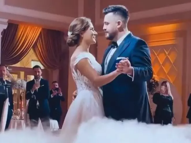 665b6f3d-69d6-4776-9133-daf331ccc049-crop-1635162057