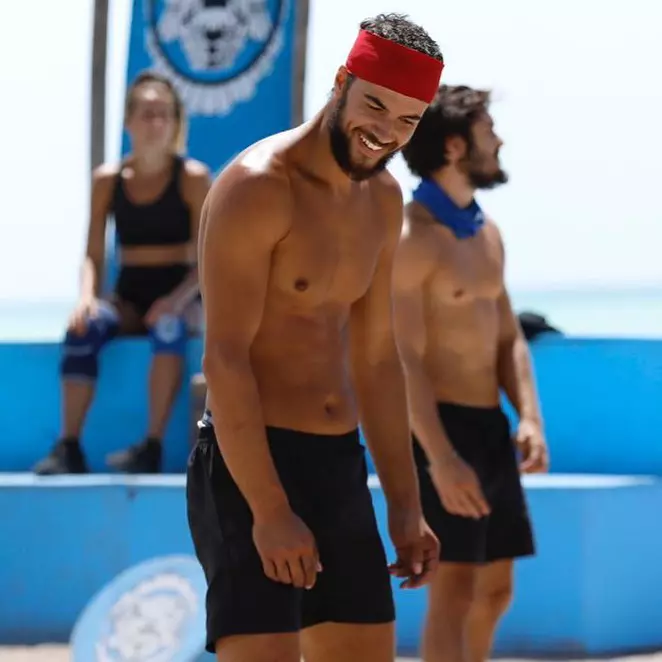 scandal-culita-sterp-raluca-dumitru-survivor-5