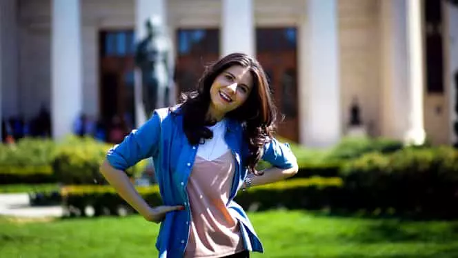 ilikeit-revine-la-pro-tv-cu-un-nou-sezon-iulia-ionescu-il-inlocuieste-pe-george-buhnici-la-pupitrul-emisiunii-1024x614