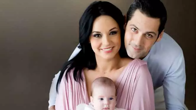 andreea-marin-alaturi-de-copiii-lui-stefan-banica-jr-intr-un-moment-rar-unde-s-a-intalnit-cu-ei-2