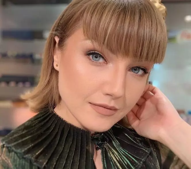 Alexandra-Ungureanu3