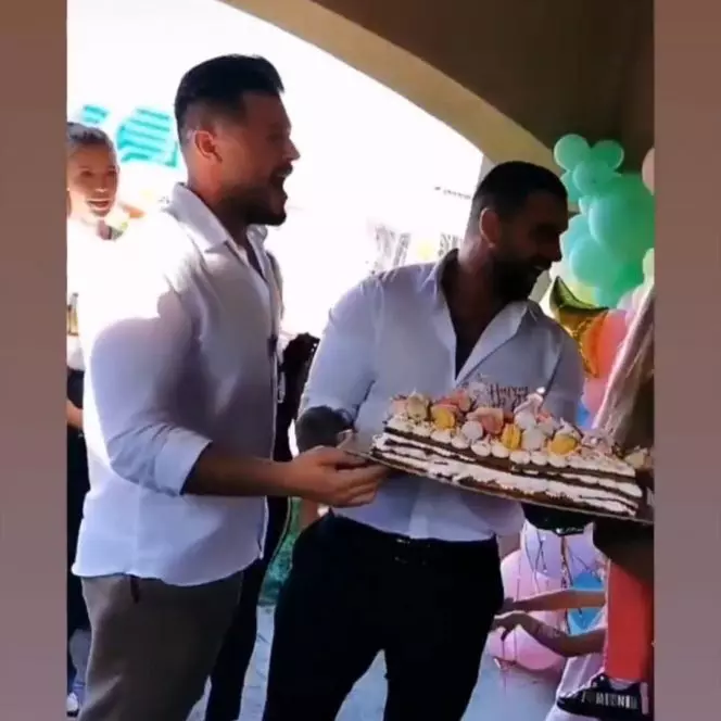 12029185228065038830091641945735068586973734n-664x664