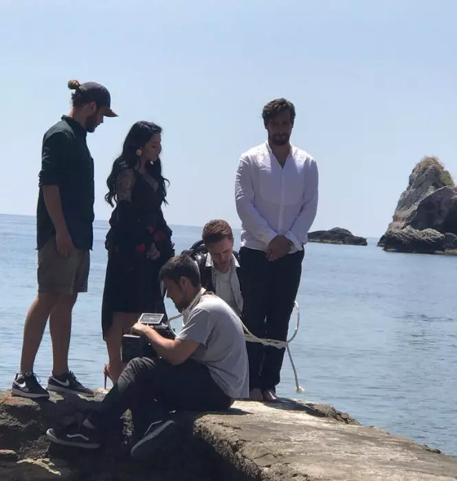 Ruby - la filmarile Adevar sau minciuna in Italia