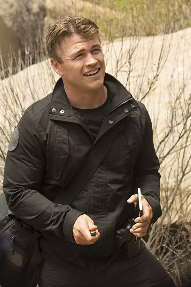 Luke Hemsworth1
