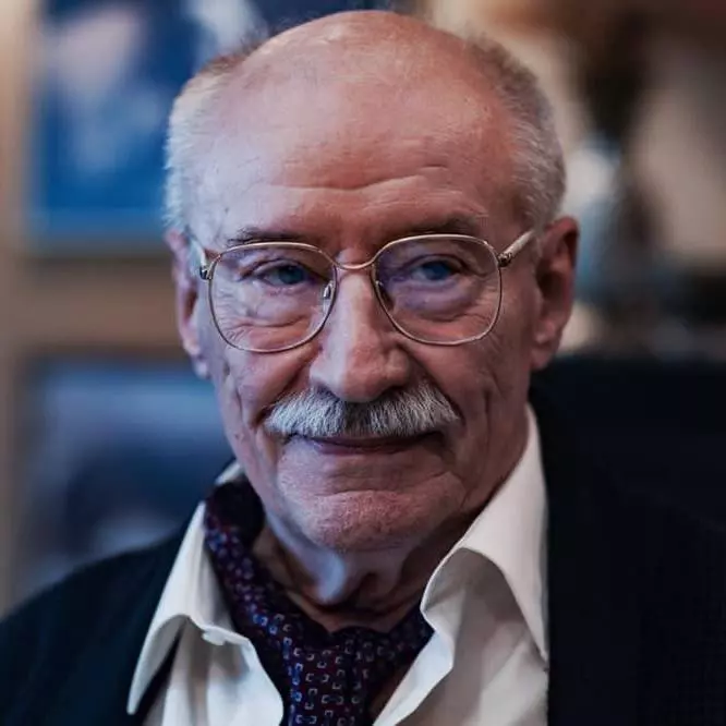 51654929_10218909337623266_5117816943251816448_n