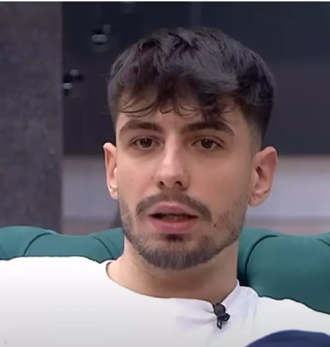 dennis casa iubirii