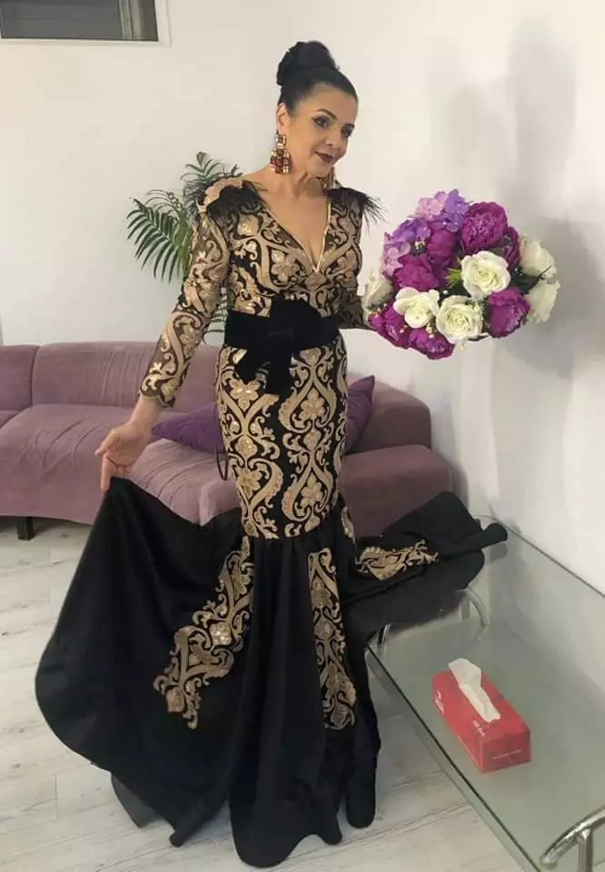cornelia catanga 8