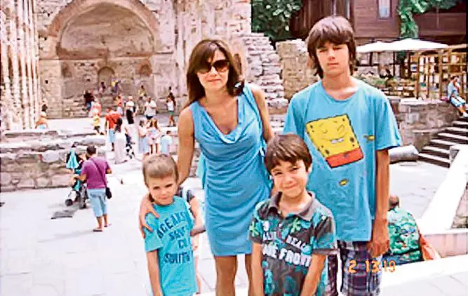 liana-stefan-si-copiii-667x422