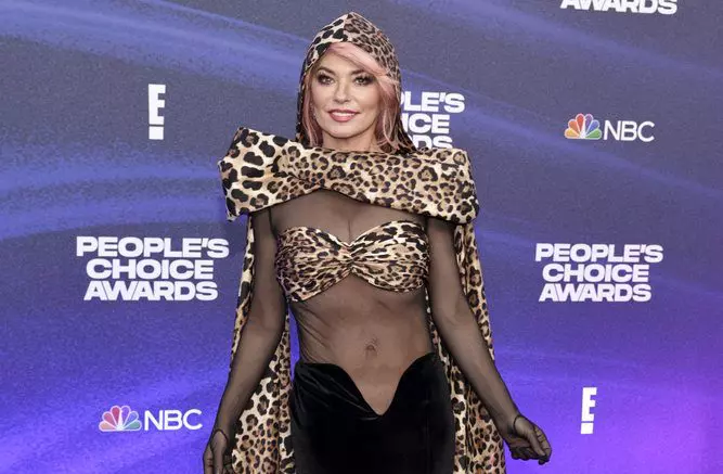 Gestul șocant făcut de Shania Twain. Ce a făcut ca să scape de agresiunea sexuală din partea tatălui vitreg