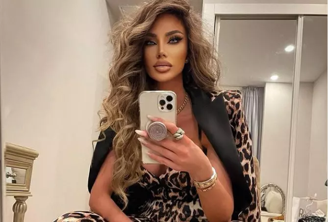 bianca-dragusanu-cu-ce-se-ocupa