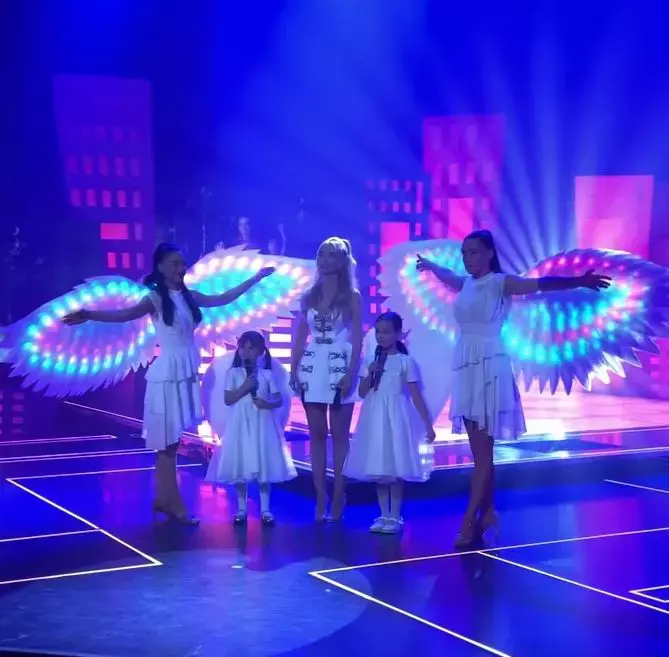 andreea-balan-cu-ella-si-clara