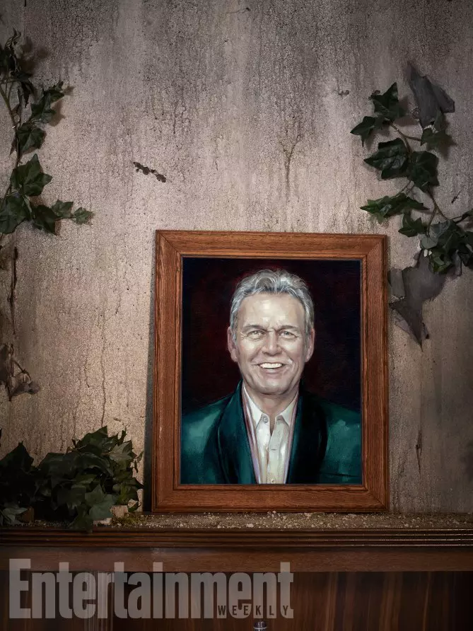 Tablou ce-l înfățișează pe Anthony Stewart Head (profesorul Giles)