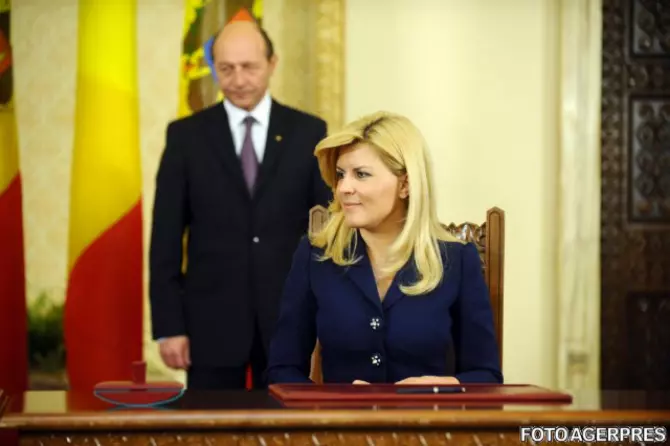 elena-udrea-traian-basescu-6