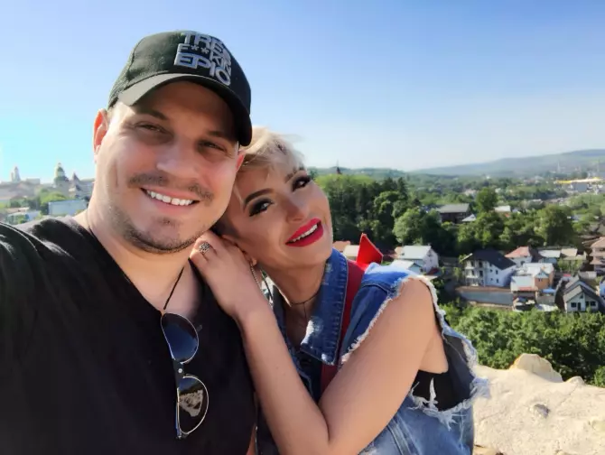 giulia si vlad america relatie