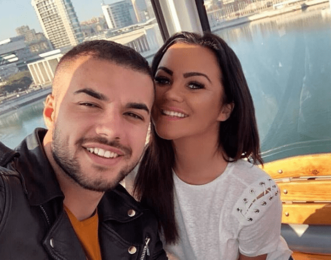 carmen_salciua_37084900