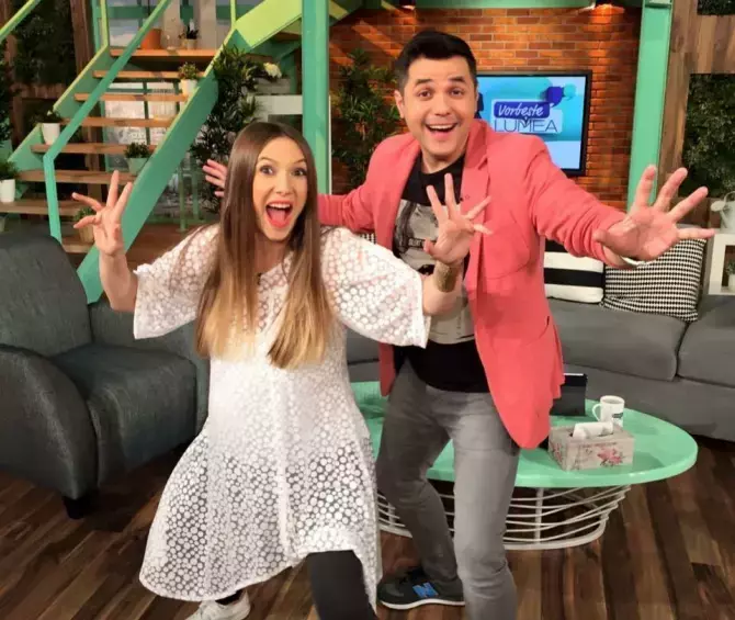 adela_popescu_06873100-1