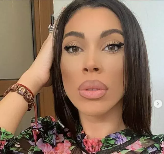 raluca-pastrama-insarcinata