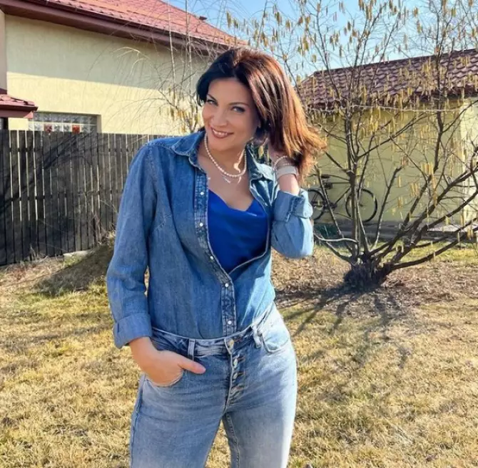 ioana-ginghina-foto-instagram-at-ioana-ginghina_74150400